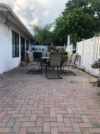 Rainberry Park, 9661 Sunny Isle Cir, Boca Raton, Florida 33428, image 3