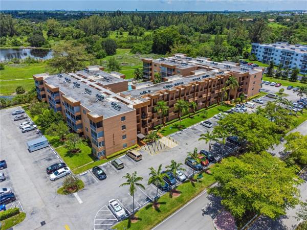 Quail Run Of Sunrise, 3050 E Sunrise Lakes Dr #408, Sunrise, Florida 33322, image 1