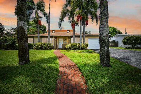 Westfield, 200 SW 16th St, Pompano Beach, Florida 33060, image 1