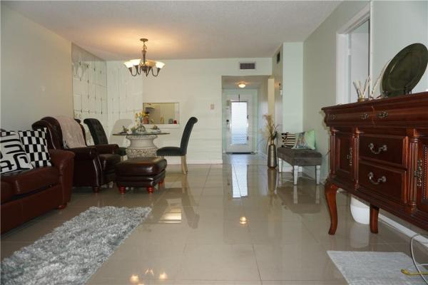 Oriole Golf & Tennis Club 1, 7897 Golf Circle Dr #110, Margate, Florida 33063, image 1
