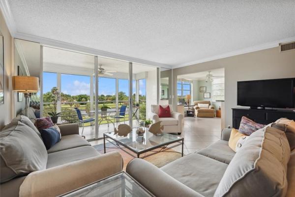 Palm-Aire Country Club 9, 806 Cypress Blvd #401, Pompano Beach, Florida 33069, image 1