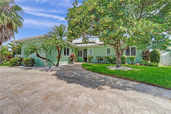 Royal Palm Vista, 613 NE 2nd St, Dania Beach, Florida 33004, image 1