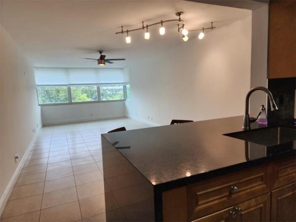 Plantation Place, 6700 Cypress Rd #508, Plantation, Florida 33317, image 1