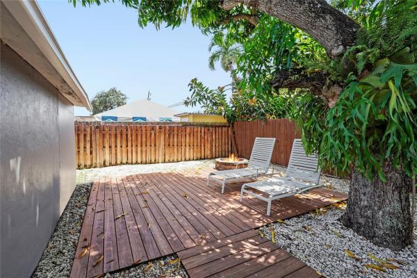 Hollywood East, 1830 N 27th Ave, Hollywood, Florida 33020, image 3