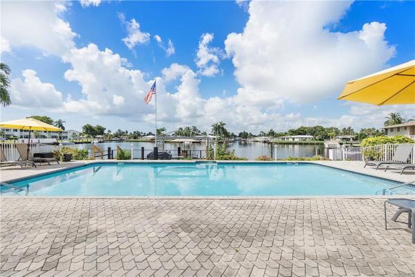 Lakeview Lodge, 650 Pine Dr #17, Pompano Beach, Florida 33060, image 1