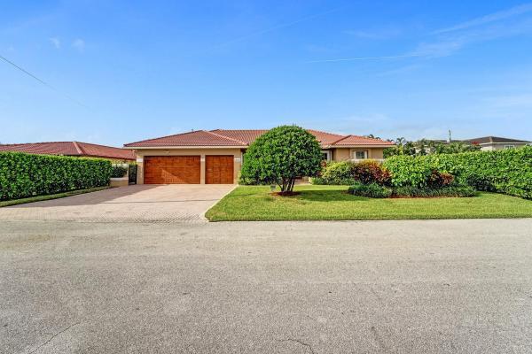 Coral Ridge Country Club Estates, 2360 NE 36th St, Fort Lauderdale, Florida 33308, image 1