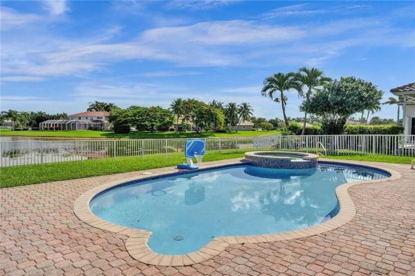 Mystic Cove, 12355 Rockledge Cir, Boca Raton, Florida 33428, image 2
