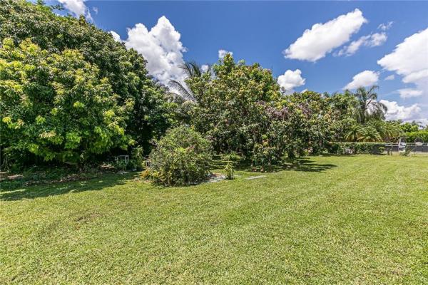 15060 SW 154th Ter, Richmond West, Florida 33187, image 2