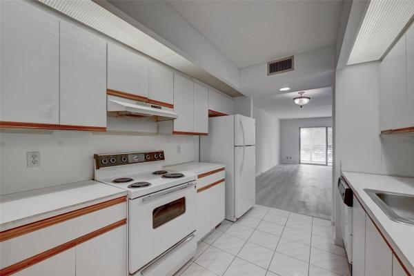 Andros Village, 1702 Andros Isle #H2, Coconut Creek, Florida 33066, image 1