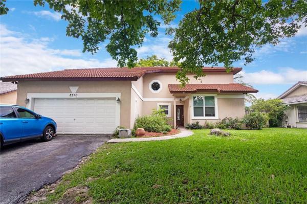 Alta Vista, 8510 NW 21st St, Coral Springs, Florida 33071, image 1