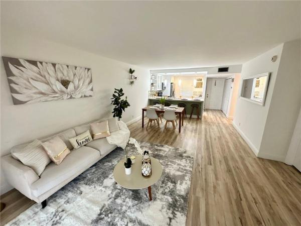 Sandalfoot Squire, 9200 SW 3rd St #101, Boca Raton, Florida 33428, image 1