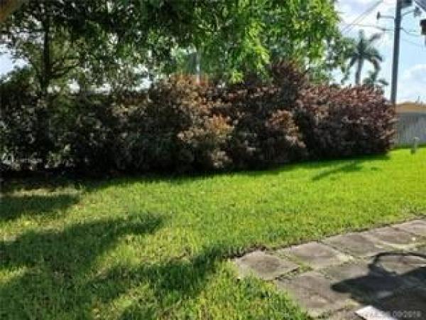 Gold Key Villas West, 2220 NW 81st Ter, Sunrise, Florida 33322, image 1