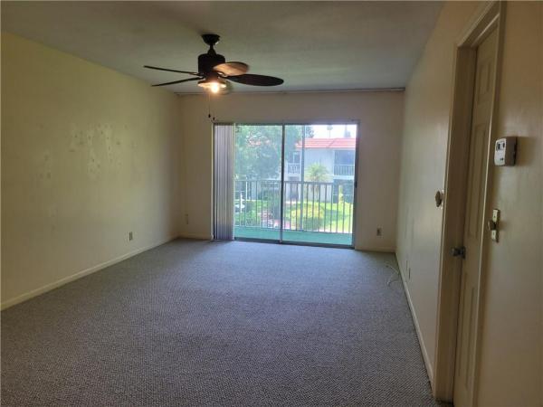 Regis House, 899 SE 2nd Ave #205, Deerfield Beach, Florida 33441, image 1