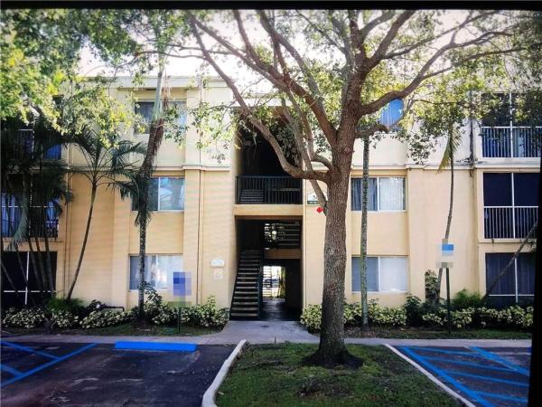 Sun Vista Gardens, 5628 Rock Island Rd #192, Tamarac, Florida 33319, image 1