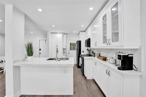 Sterling 56, 4100 N 58th Ave #213, Hollywood, Florida 33021, image 1