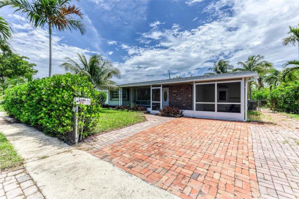 Vera Villas, 2341 NE 1st Ave, Pompano Beach, Florida 33060, image 1