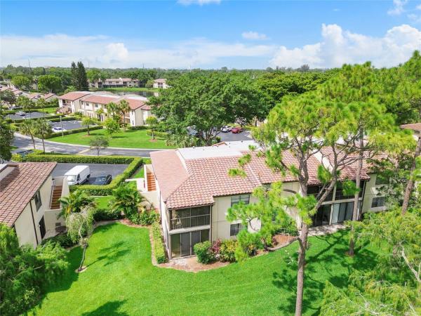 Glades Of Boca Lago, 21856 Arriba Real, Boca Raton, Florida 33433, image 3