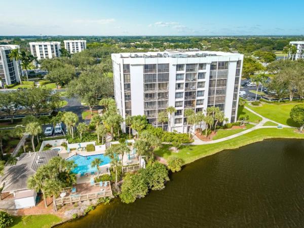 Lakewood Midrise At Boca West Country Club, 7786 Lakeside Blvd #684, Boca Raton, Florida 33434, image 3