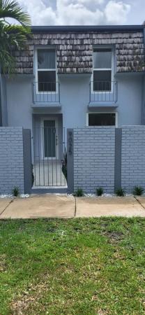 Cherry Grove Townhouses, 9025 SW 96th Ave, Kendall, Florida 33176, image 1