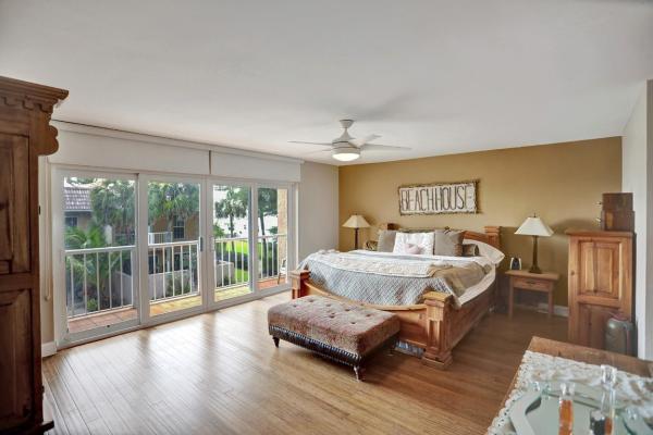 Hillsboro Square, 1173 Hillsboro Mile #2-2, Hillsboro Beach, Florida 33062, image 1