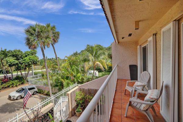 Hillsboro Square, 1173 Hillsboro Mile #2-2, Hillsboro Beach, Florida 33062, image 3