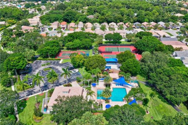 Nautica, 8224 White Rock Cir, Boynton Beach, Florida 33436, image 2