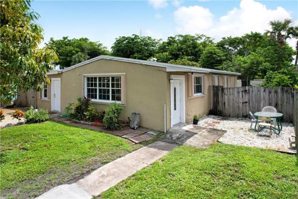 Southgate, 1012 SW 61st Ave, Margate, Florida 33068, image 1