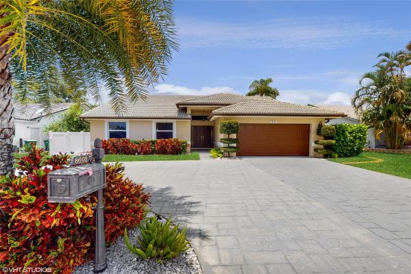 Lakewood At Woodmont, 8601 NW 83rd St, Tamarac, Florida 33321, image 1