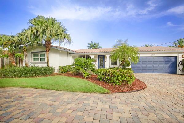 Lighthouse Point Estates, 2030 NE 30th St, Lighthouse Point, Florida 33064, image 1