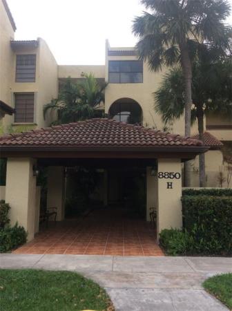 Kenland Bend North, 8850 SW 123rd Ct #H209, The Crossings, Florida 33186, image 1