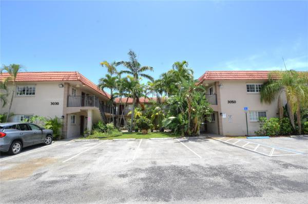 Windsor Court, 3050 NE 5th Ter #10, Wilton Manors, Florida 33334, image 1