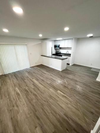 Village Square, 7501 NW 16th St #3105, Plantation, Florida 33313, image 1