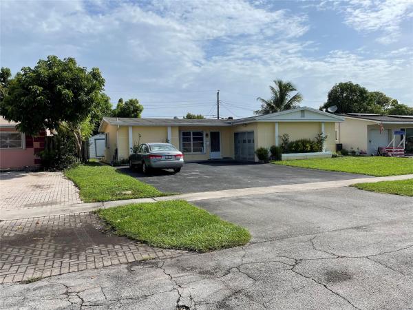 Sunrise Golf Village, 6531 NW 29th St, Sunrise, Florida 33313, image 3