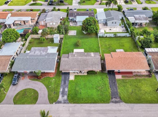 Boulevard Heights, 7881 NW 11th St, Pembroke Pines, Florida 33024, image 1