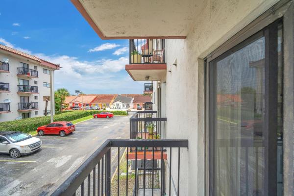 Alameda, 5420 21st Ct #211, Hialeah, Florida 33016, image 1