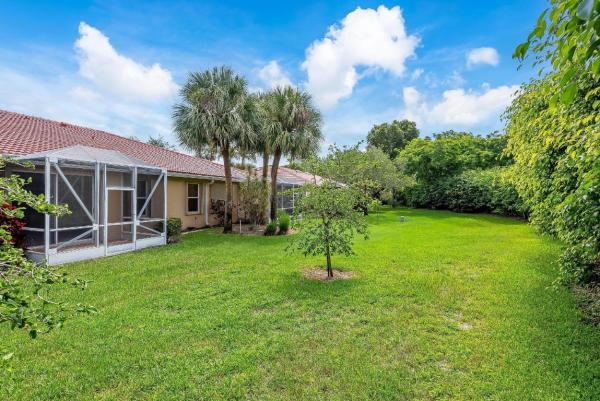 Crystal Pointe At Coral Lakes, 12515 Crystal Pointe Dr #B, Boynton Beach, Florida 33437, image 3