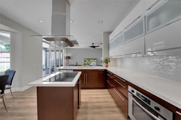 Cameron Lake, 359 Lake Crest Ct, Weston, Florida 33326, image 1