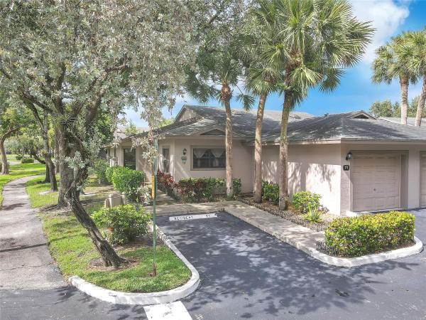Bonaire Village At Woodmont, 7540 NW 79th Ave #T1, Tamarac, Florida 33321, image 1