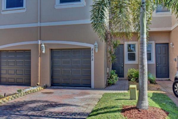 Parkwood At Colony West, 8308 Lagos De Campo Blvd #8308, Tamarac, Florida 33321, image 1