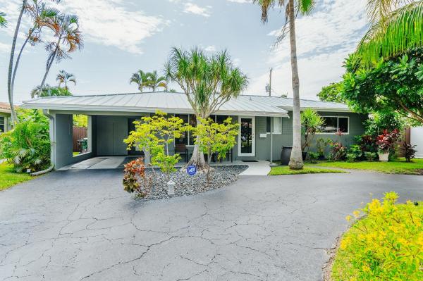Coral Woods, 3698 NE 19th Ave, Oakland Park, Florida 33308, image 1