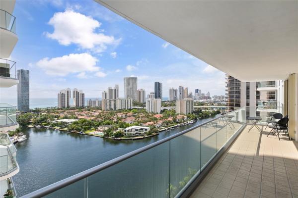 Turnberry Isle North, 19707 Turnberry Way #22F, Aventura, Florida 33180, image 1