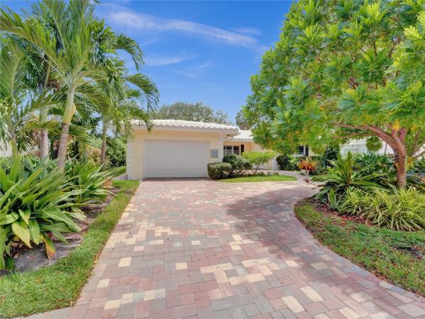 Golden Shores, 226 Pine Ave, Lauderdale By The Sea, Florida 33308, image 1