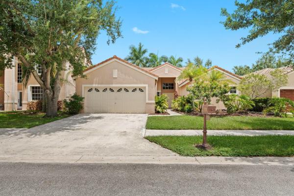 Cameron Lake, 122 Cameron Ct, Weston, Florida 33326, image 1