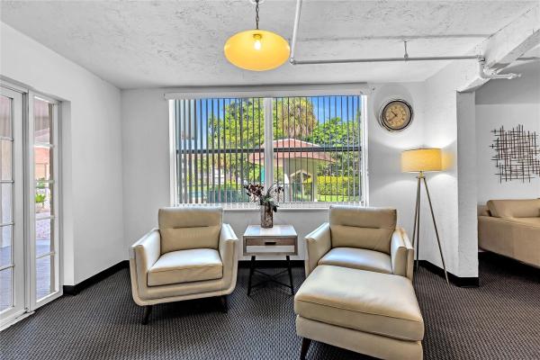 Kings Park Garden, 4025 N Federal Hwy #117B, Fort Lauderdale, Florida 33308, image 3