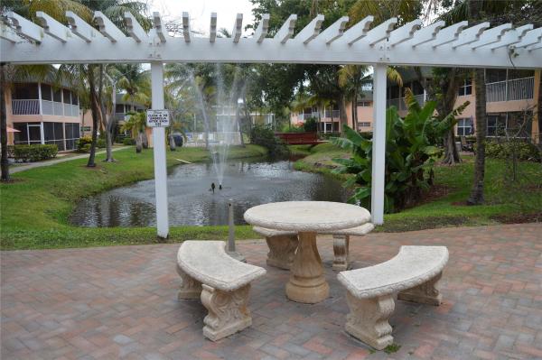 Coco Cay, 770 SE 2nd Ave #209B, Deerfield Beach, Florida 33441, image 2