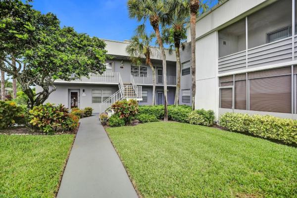 Flanders At Kings Point, 122 Flanders C, Delray Beach, Florida 33484, image 1