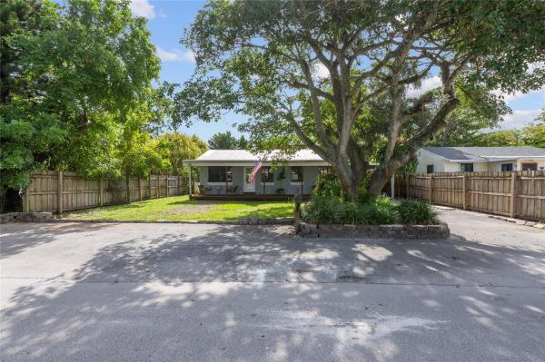 Westwood Homesites, 1292 SW 25th Ave, Fort Lauderdale, Florida 33312, image 1