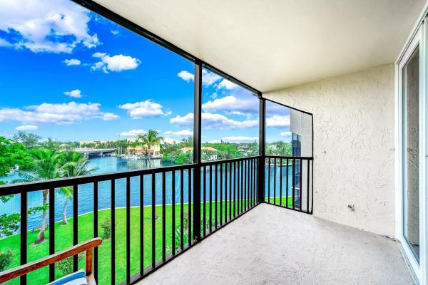 Boca Bayou, 7 Royal Palm Way #5060, Boca Raton, Florida 33432, image 2