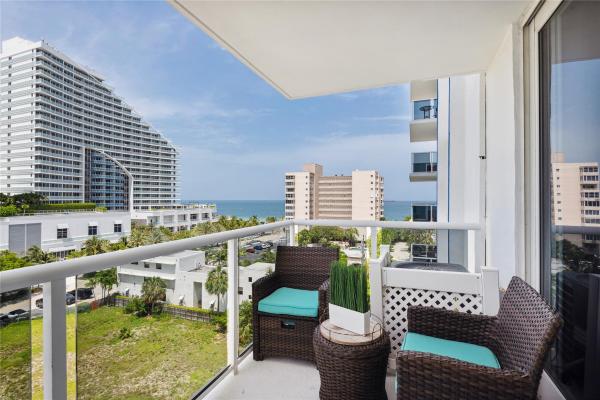 Birch Crest, 336 N Birch Rd #8D, Fort Lauderdale, Florida 33304, image 1