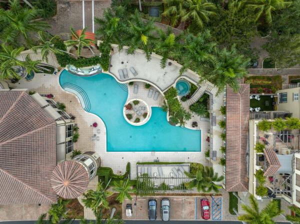 Wilton Station, 2625 NE 14th Ave #100, Wilton Manors, Florida 33334, image 3